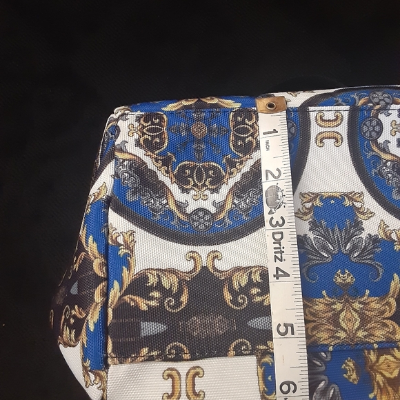 Alice & Olivia Duffle Bag - Picture 7 of 14